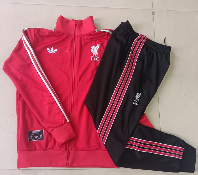 PANTALONI + FELPA MANCHESTER UNITED I 24/25 